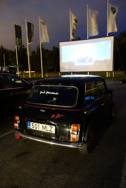 Pildike autokino teisest reast